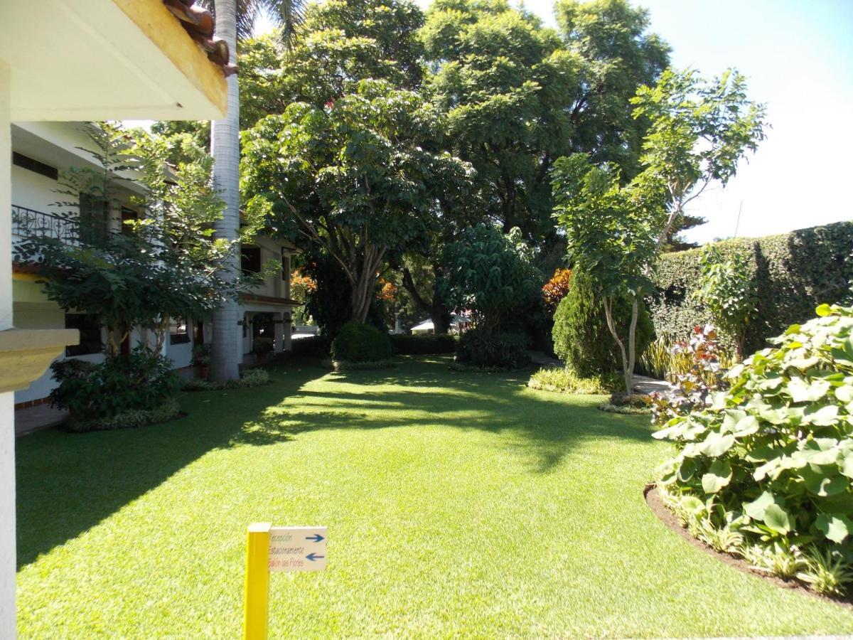 Hotel Posada Quinta Las Flores Cuernavaca Exterior foto